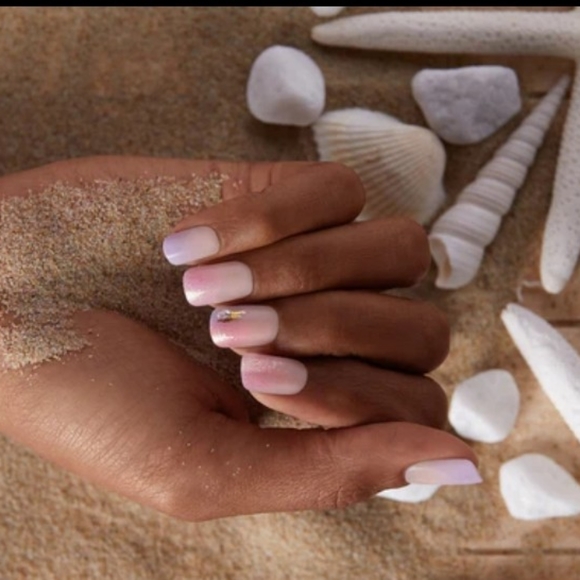 Dashing Diva Magic Press On  Nails Sandy Blush - Picture 4 of 5